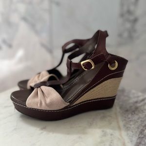Wedge with cork and dark brown leather